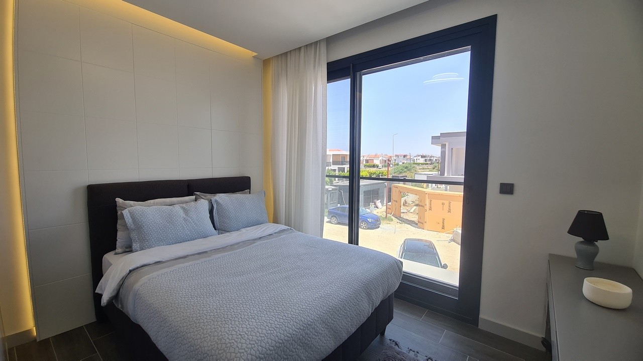 PRIVATE DETACHED VİLLA 300 SQM GARDEN IN GÜZELÇAMLI