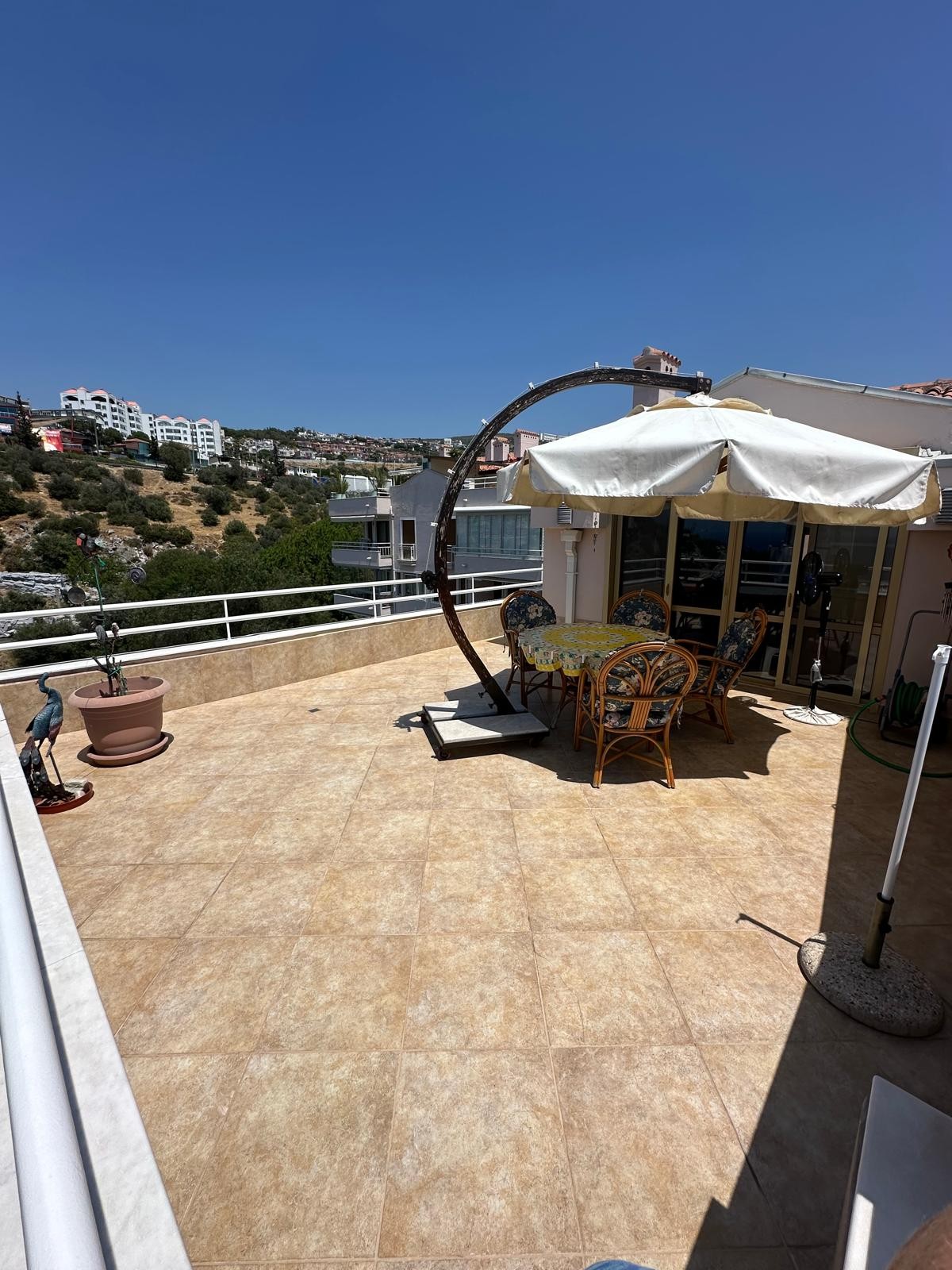 Splendid Duplex Apartment with Full Sea View, Walking Distance to Beach and Center