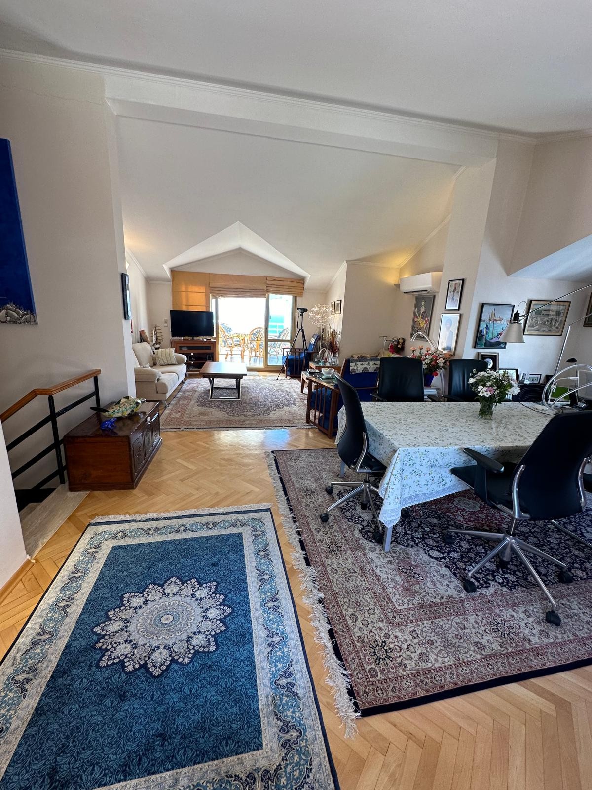 Splendid Duplex Apartment with Full Sea View, Walking Distance to Beach and Center