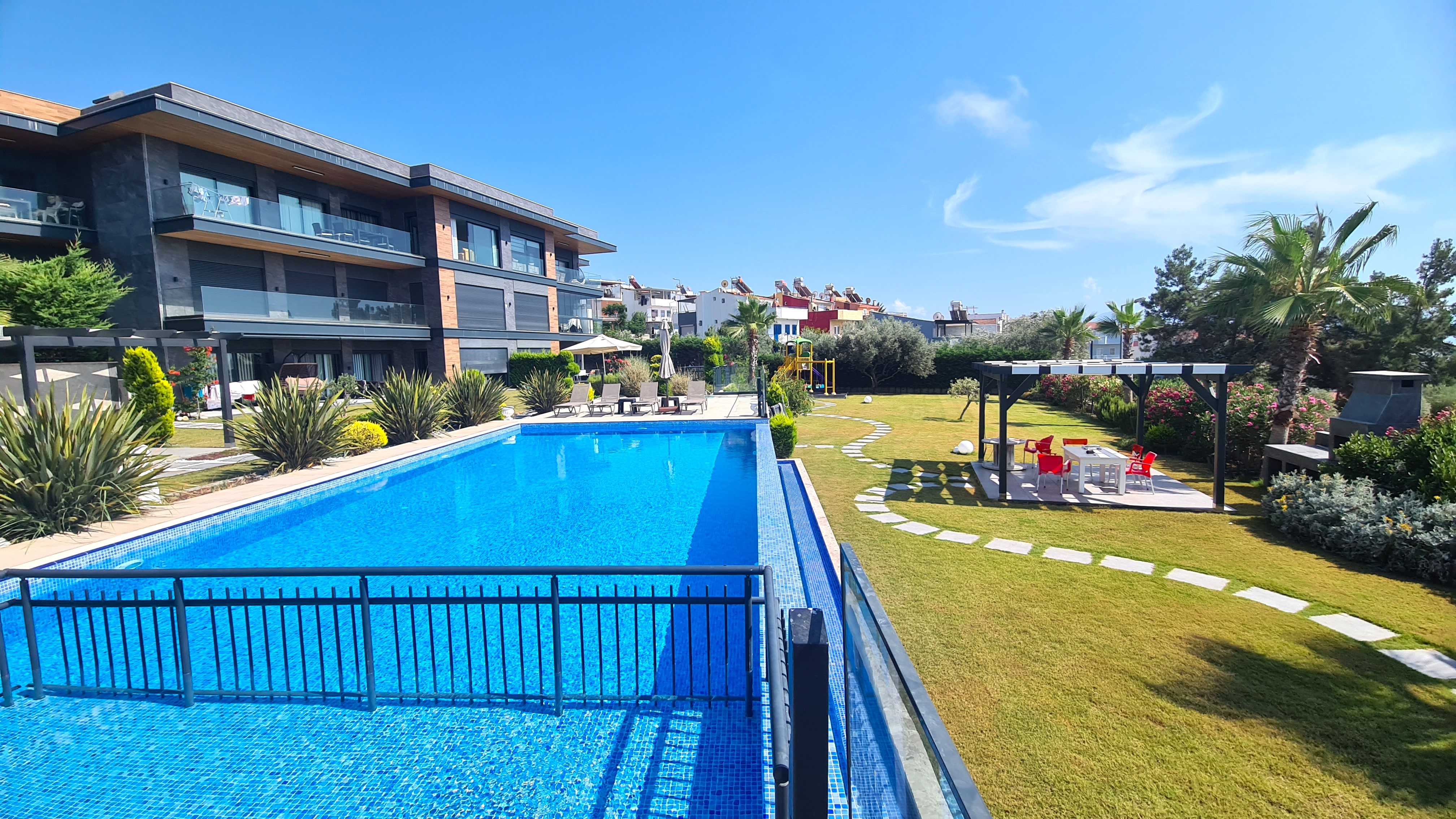 Luxury 3+1 Apartment with Full Sea View, Within Walking Distance to Ladies Beach, in a Prestigious Complex