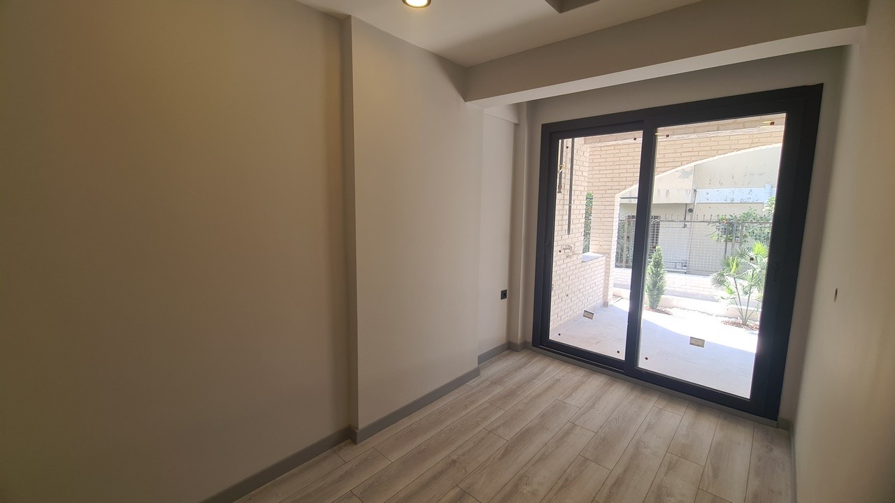 COUNTRY MODERN ARCHITECTURE APARTMENTS ON THE LADİES BEACH