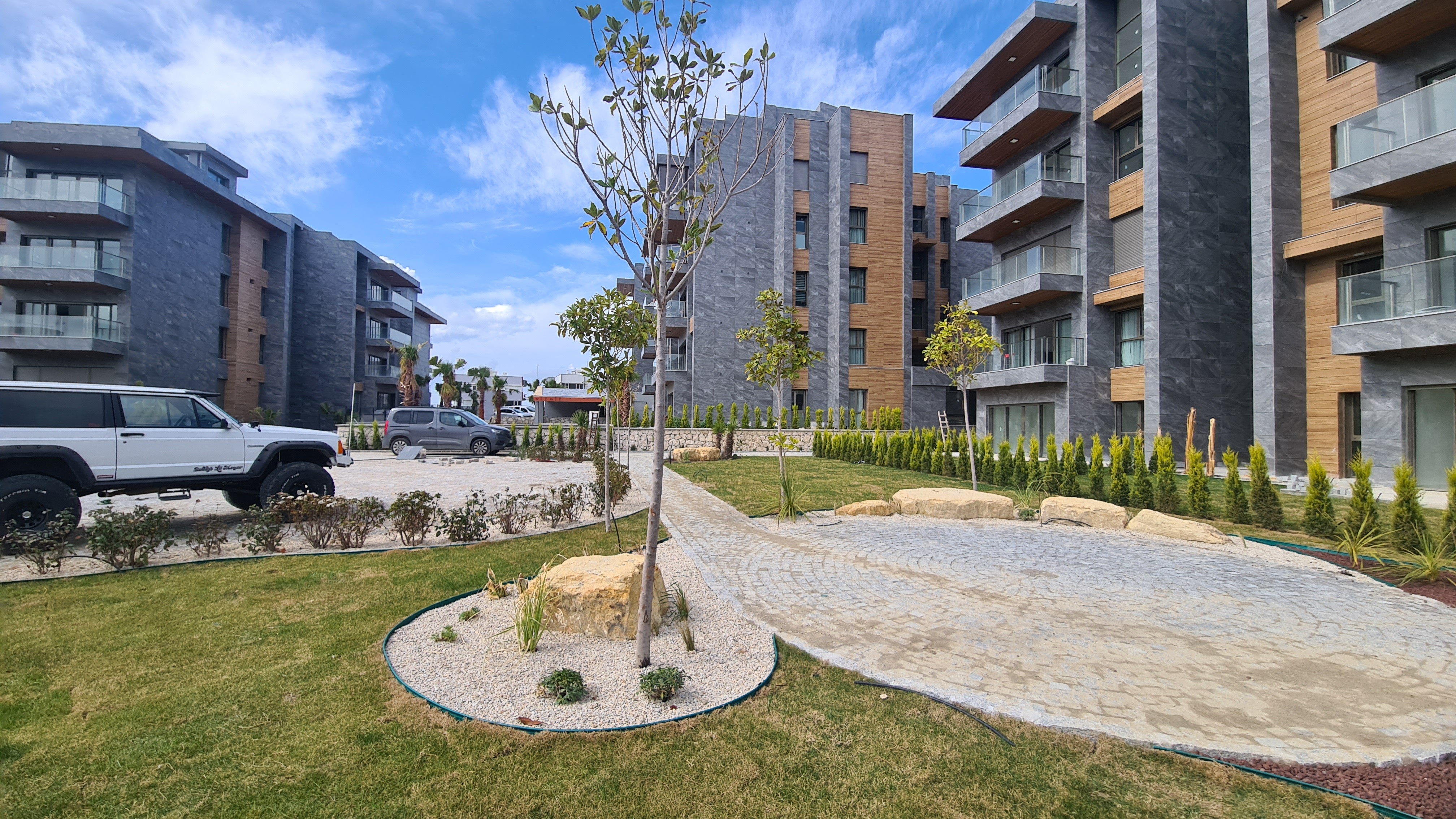 Opportunity 1+1 apartment for sale in luxury new project