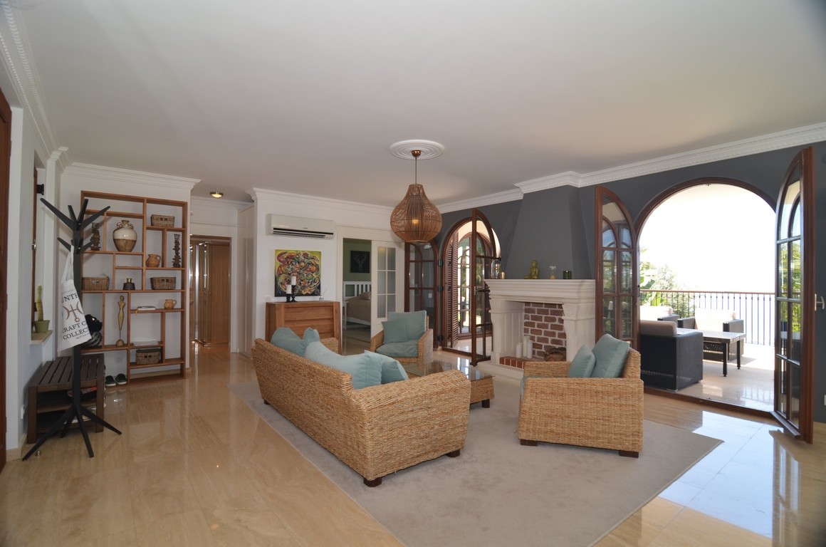 Unique Villa For Sale in Oasis sky Club in Alanya Turkey