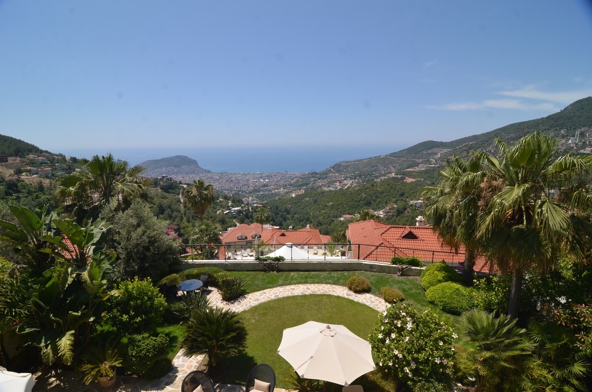 Unique Villa For Sale in Oasis sky Club in Alanya Turkey