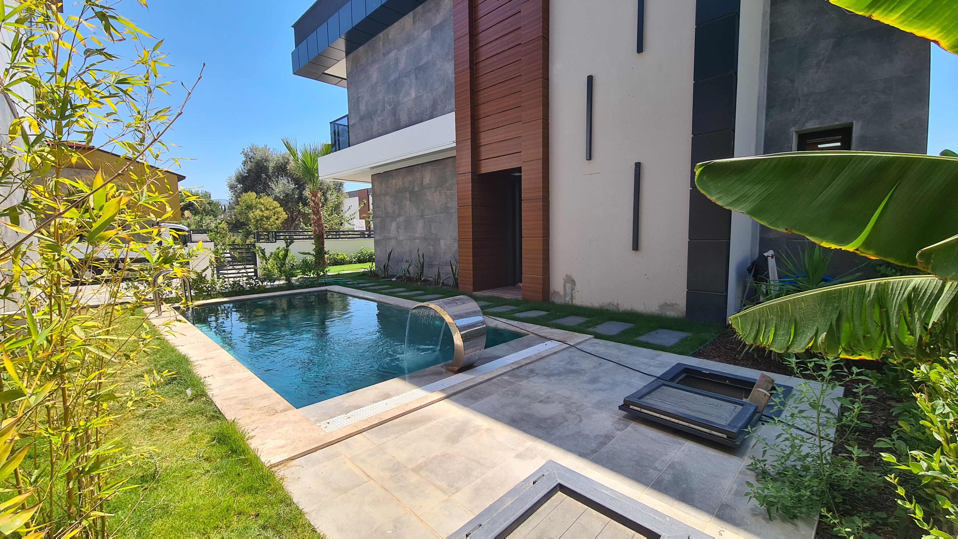 For Sale: Modern 4-Bedroom, 4-Bathroom Villa with Private Pool , Just 700 Meters from the Beach in Kuşadası