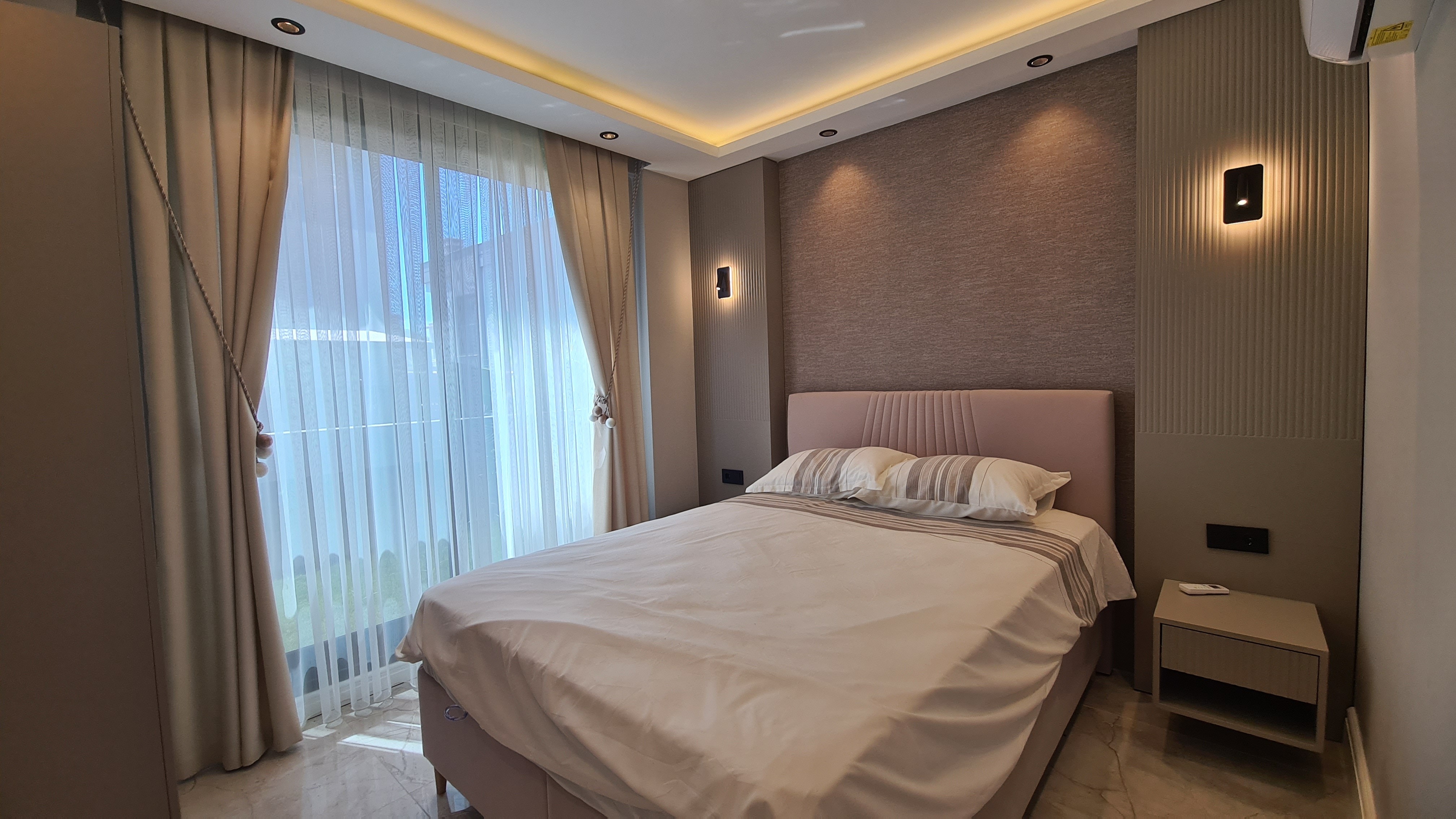 For Sale: Modern 4-Bedroom, 4-Bathroom Villa with Private Pool , Just 700 Meters from the Beach in Kuşadası