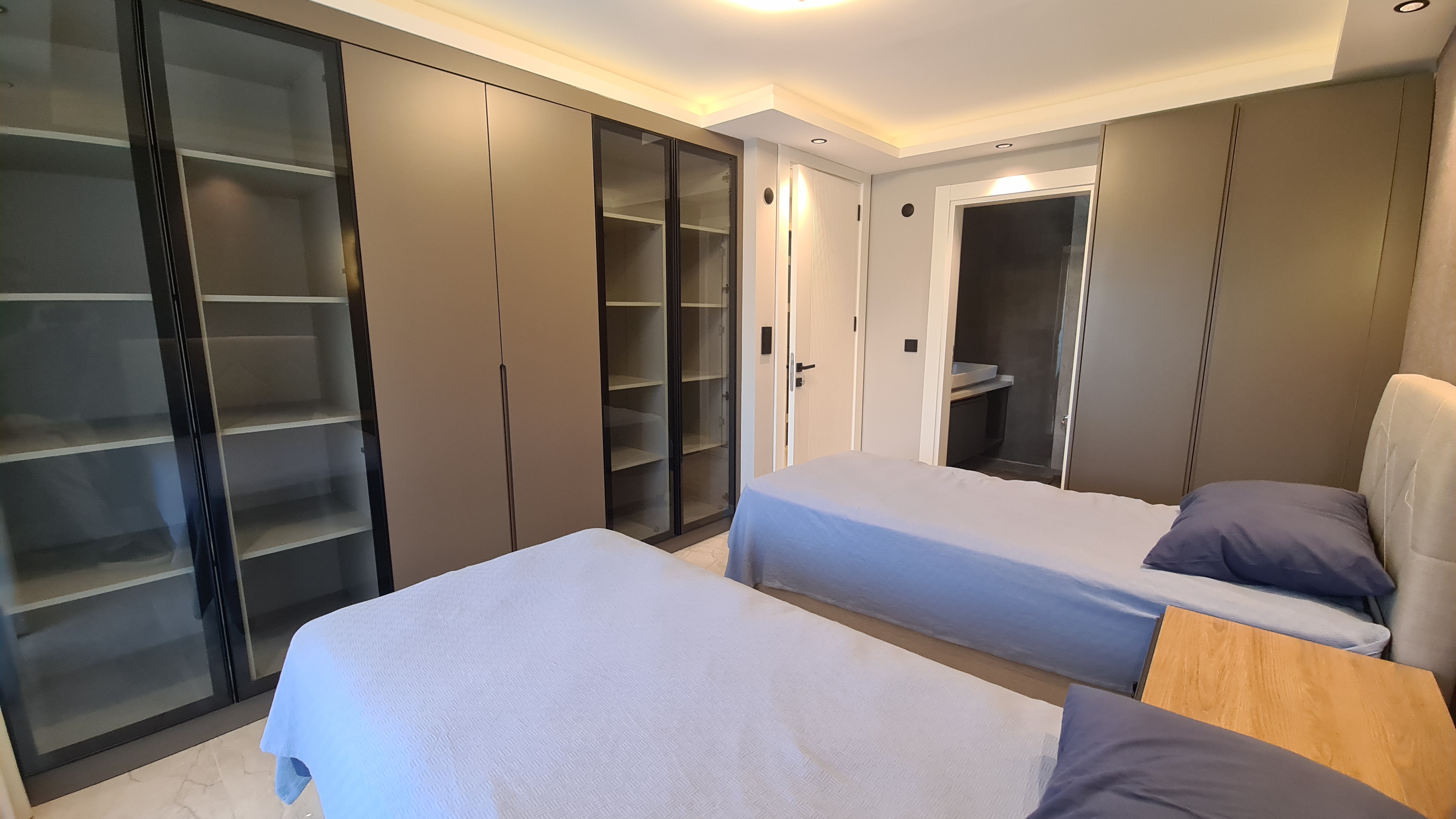 For Sale: Modern 4-Bedroom, 4-Bathroom Villa with Private Pool , Just 700 Meters from the Beach in Kuşadası