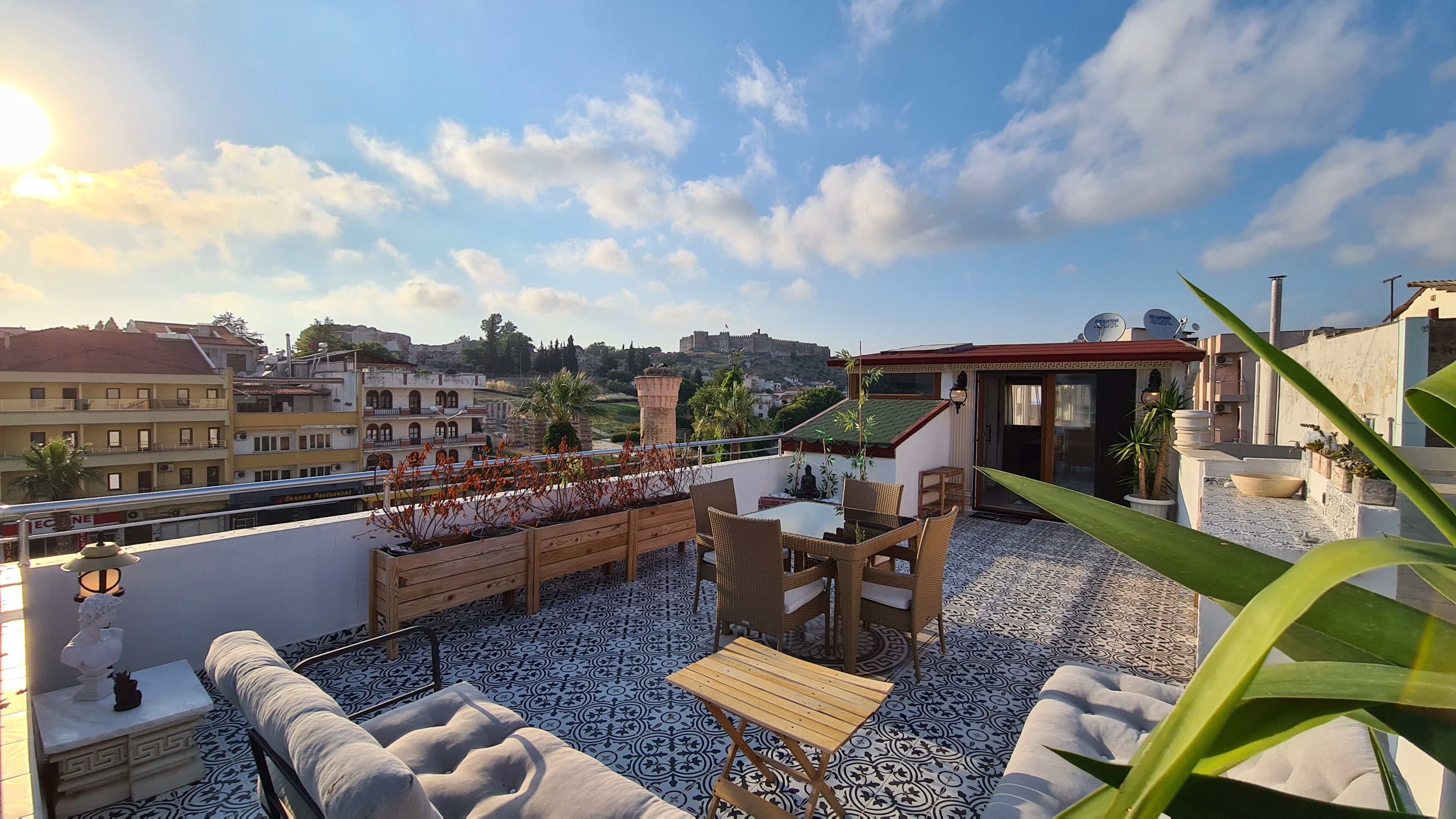 An unusual Rooftop Duplex in the very heart of Selçuk, Very Close to the Ancient City of Ephesus