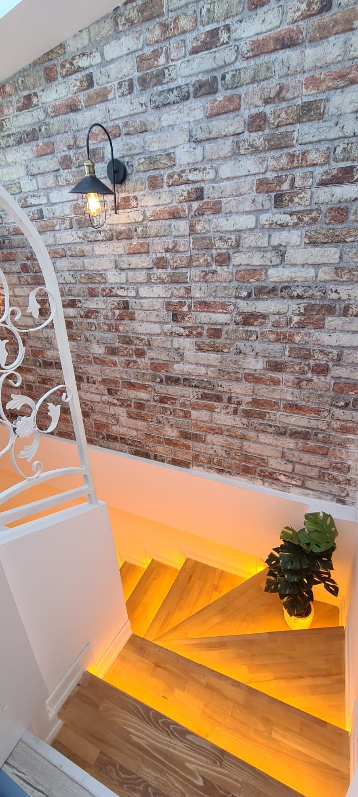 An unusual Rooftop Duplex in the very heart of Selçuk, Very Close to the Ancient City of Ephesus