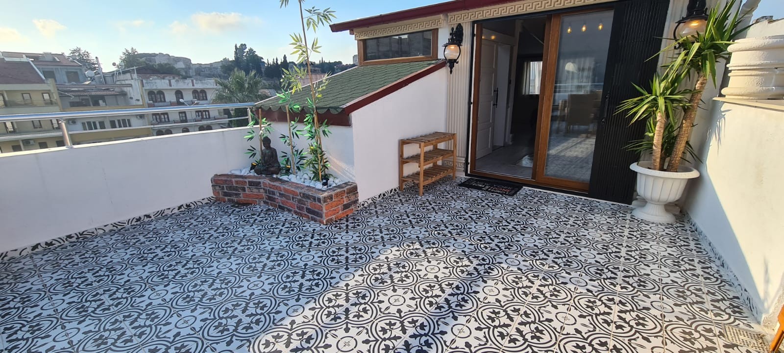 An unusual Rooftop Duplex in the very heart of Selçuk, Very Close to the Ancient City of Ephesus