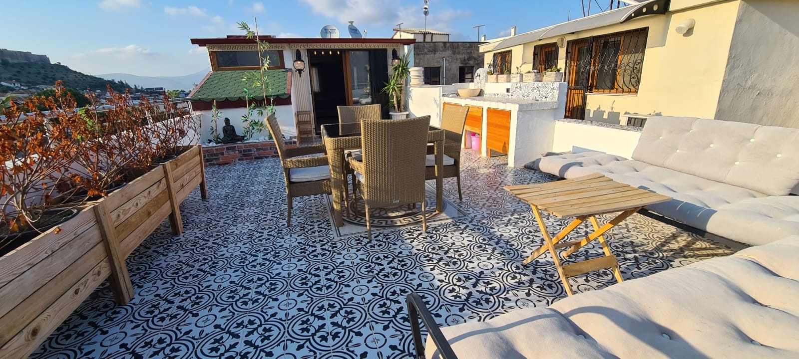 An unusual Rooftop Duplex in the very heart of Selçuk, Very Close to the Ancient City of Ephesus