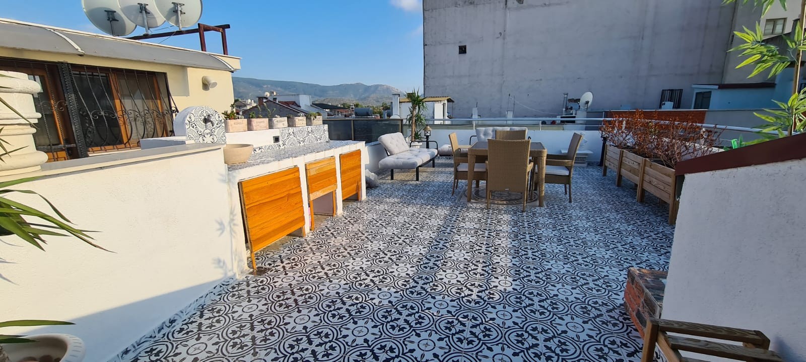 An unusual Rooftop Duplex in the very heart of Selçuk, Very Close to the Ancient City of Ephesus
