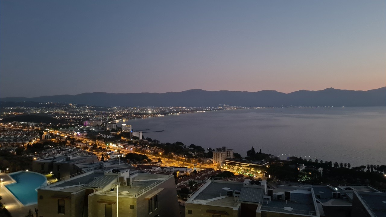 Private Apartment with Ocean View