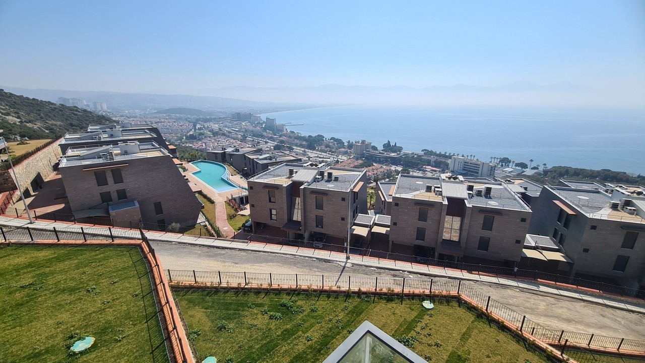 Private Apartment with Ocean View