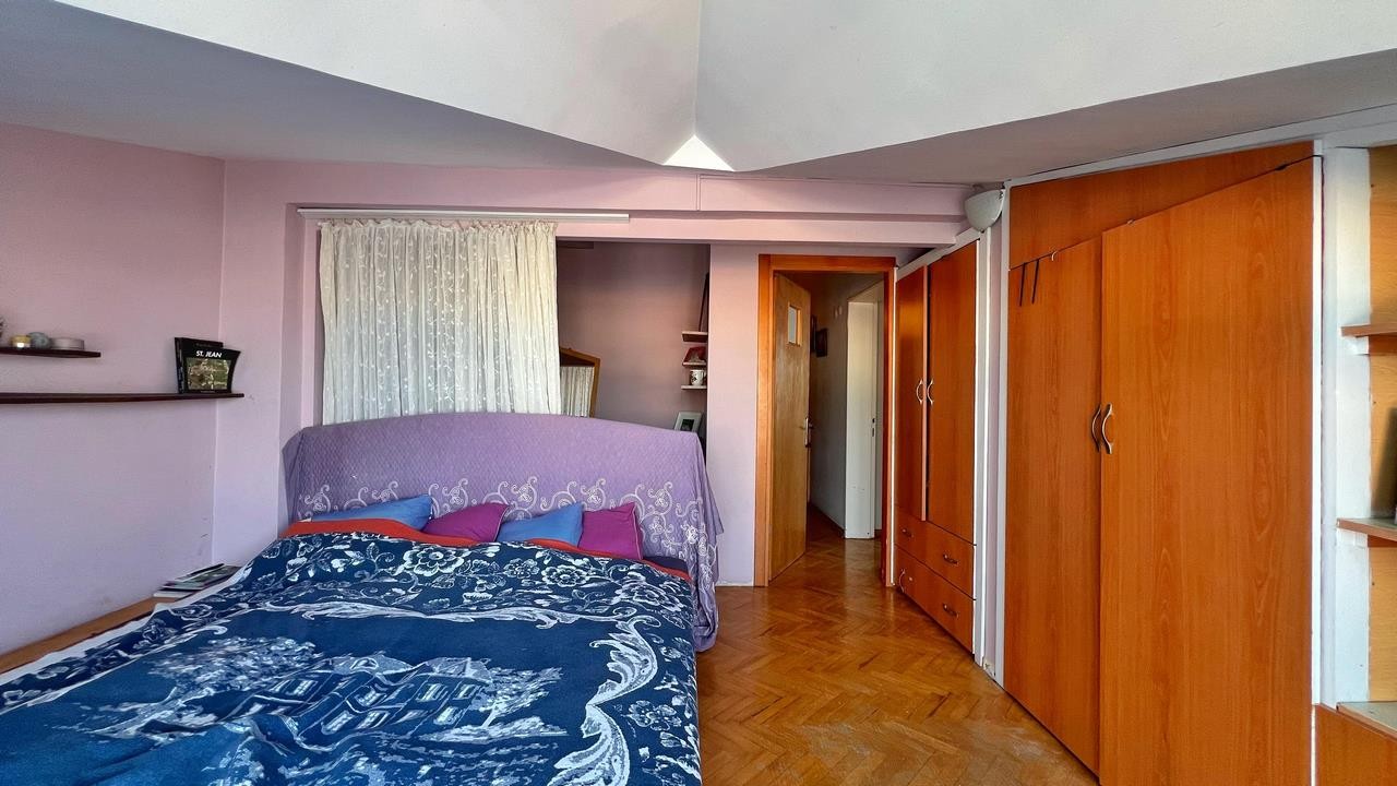 "3+1 Penthouse Duplex in the Heart of the City, Steps from the Seaside"