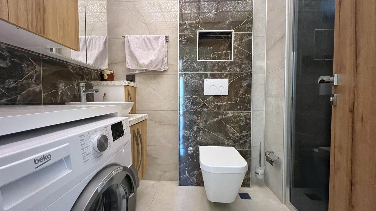 2+1 Apartment in Davutlar, 750 Meters to the Sea