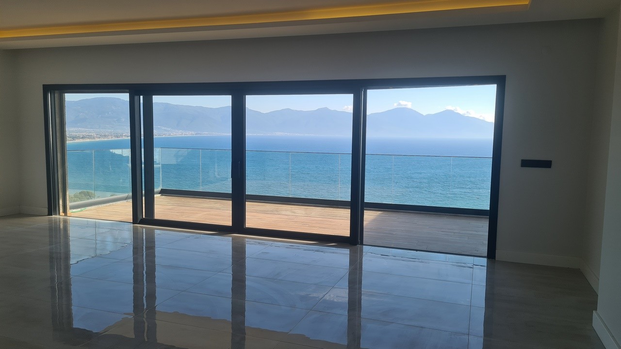 Private Apartment with Ocean View