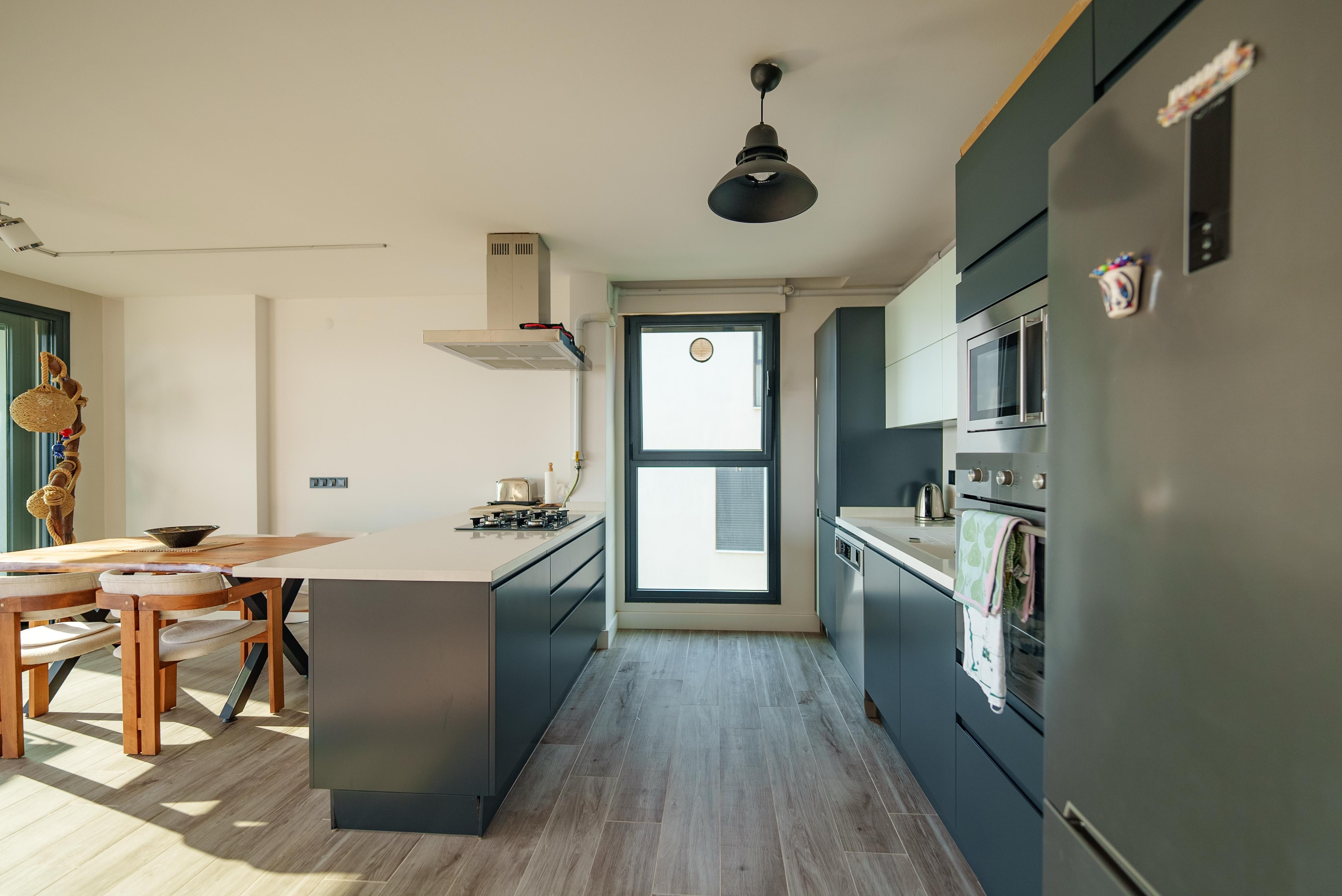 For Sale: 2-Bedroom Apartment with Stunning Sea View