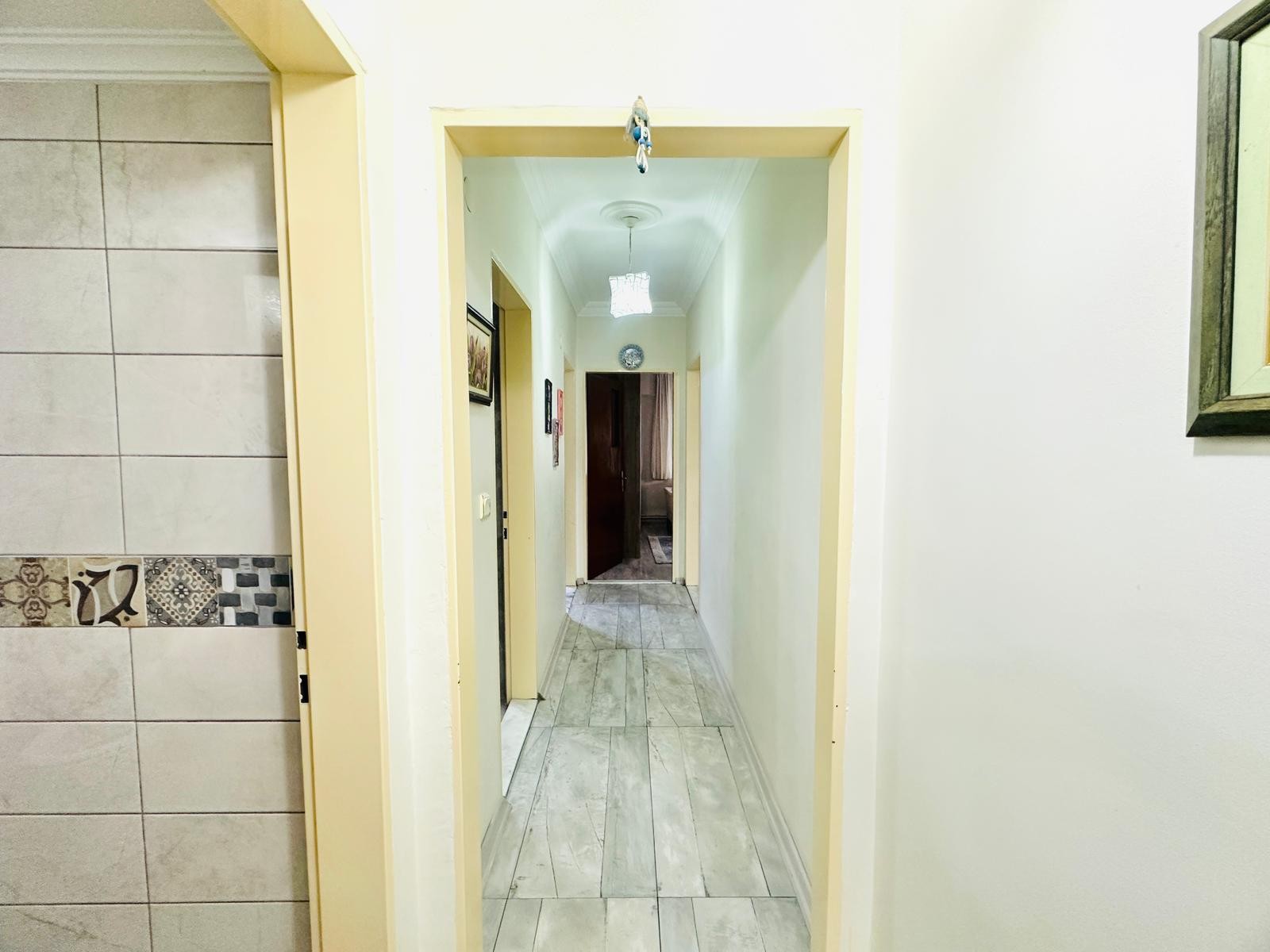 In the Heart of Kuşadası! Air-Conditioned, Natural Gas 3+1 Apartment in Türkmen Neighborhood