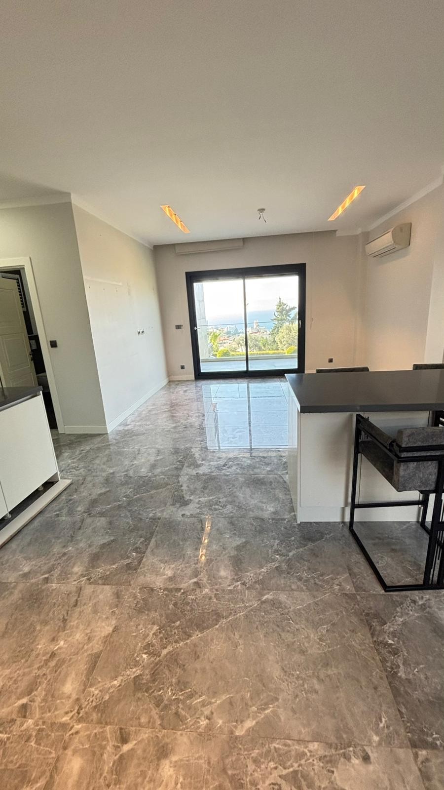 Apartment in a Boutique and Luxury Complex with Full Panoramic View in Kuşadası Kadınlar Denizi