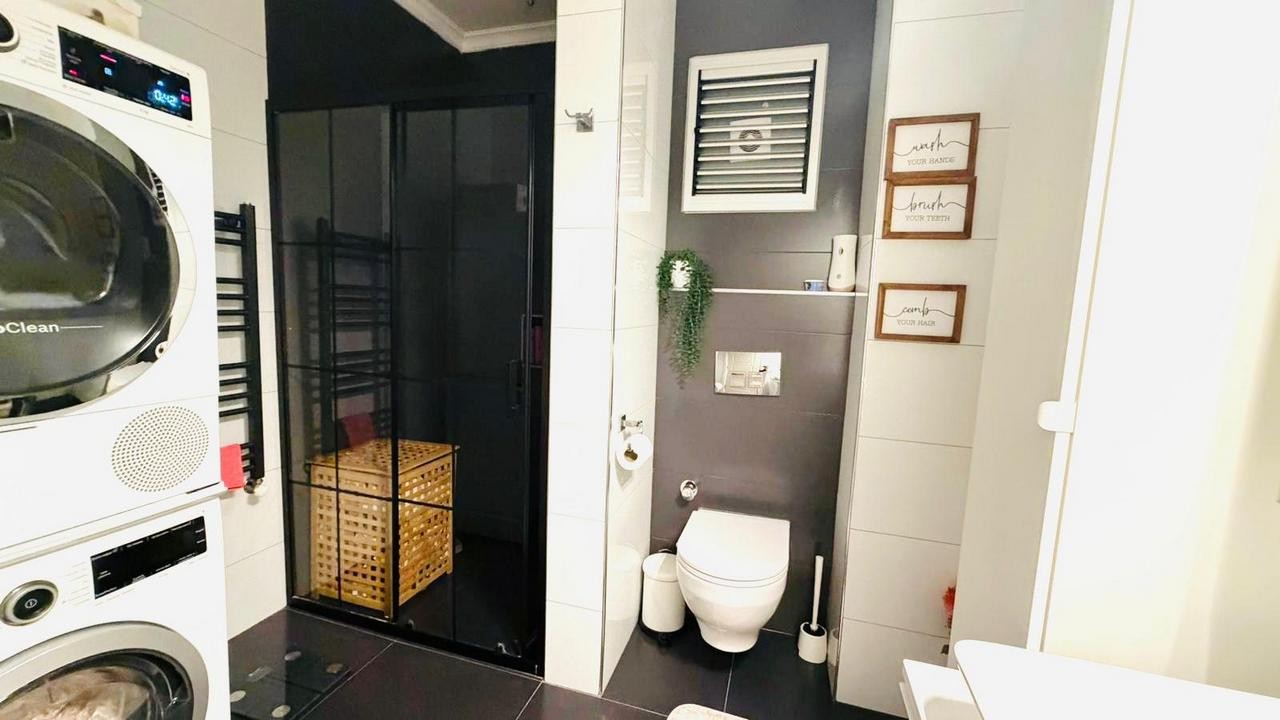 Luxury 3+1 Apartment with Full Sea View, Within Walking Distance to Ladies Beach, in a Prestigious Complex