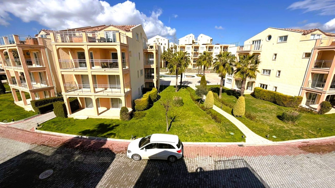 2 Bed Furnished Penthouse Apartment in Golf & Spa Resort in Kusadasi