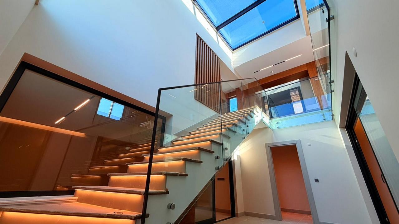 UNIQUE LUXURY VILLA WITH PRIVATE POOL & MODERN MEDITERRANEAN ARCHITECTURE IN KUŞADASI