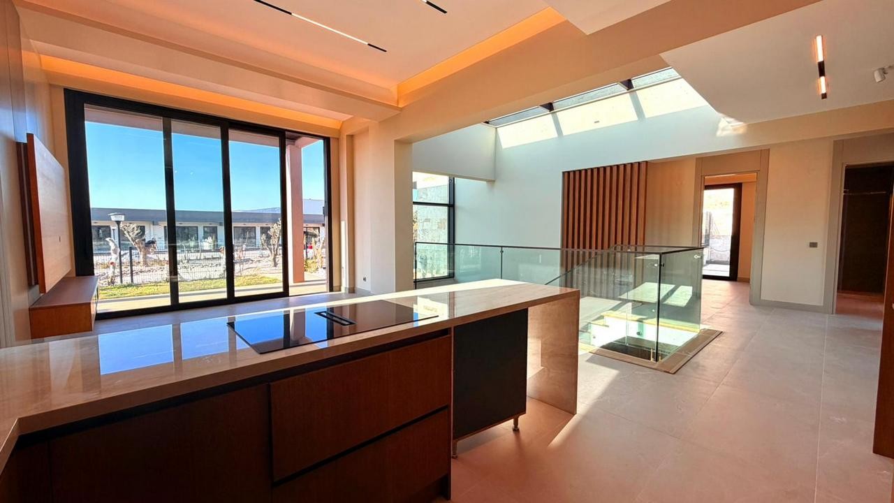 UNIQUE LUXURY VILLA WITH PRIVATE POOL & MODERN MEDITERRANEAN ARCHITECTURE IN KUŞADASI