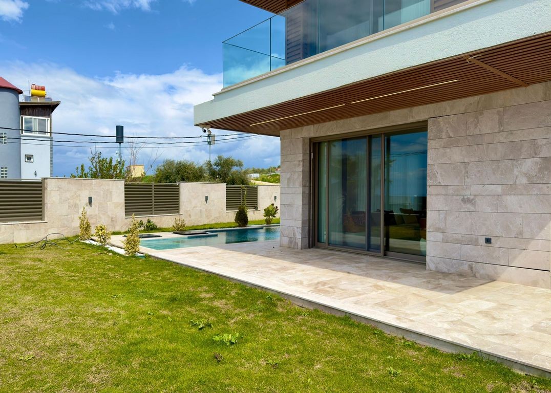 Exclusive Sea View Villas in Kuşadası