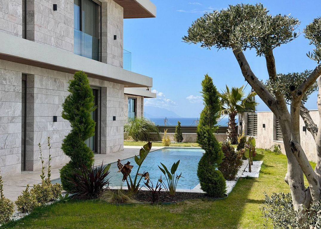 Exclusive Sea View Villas in Kuşadası