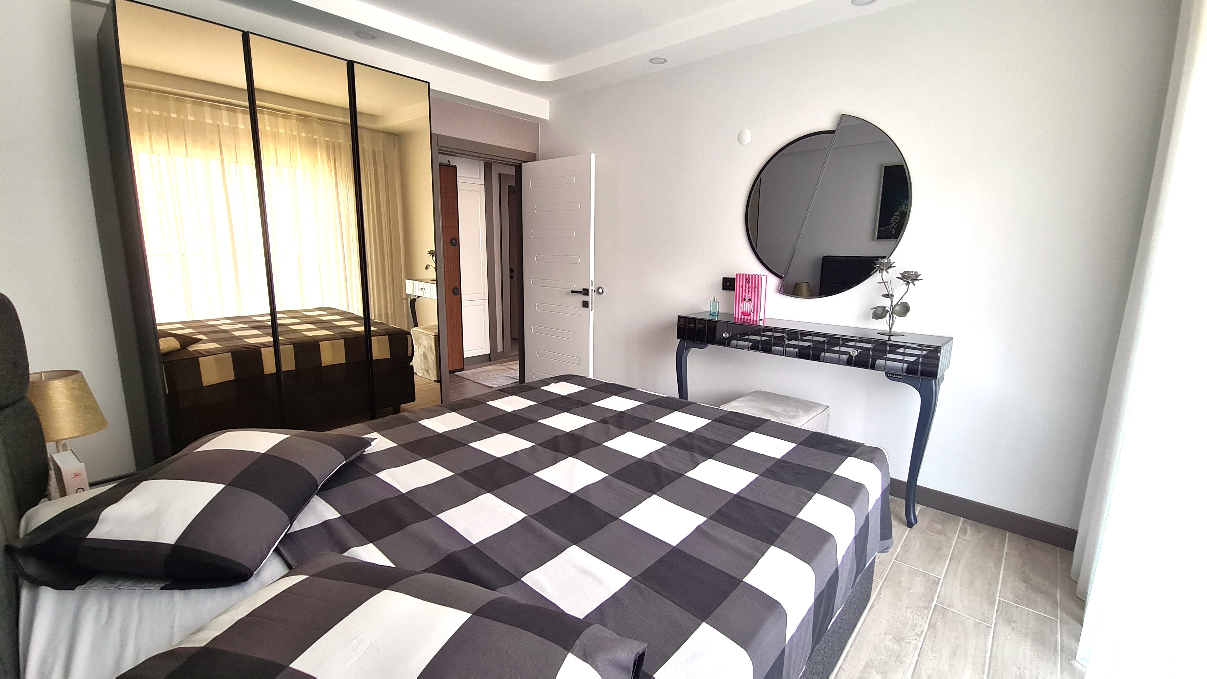 Fully furnished modern apartment for sale in Değirmendere Neighborhood, Kuşadası