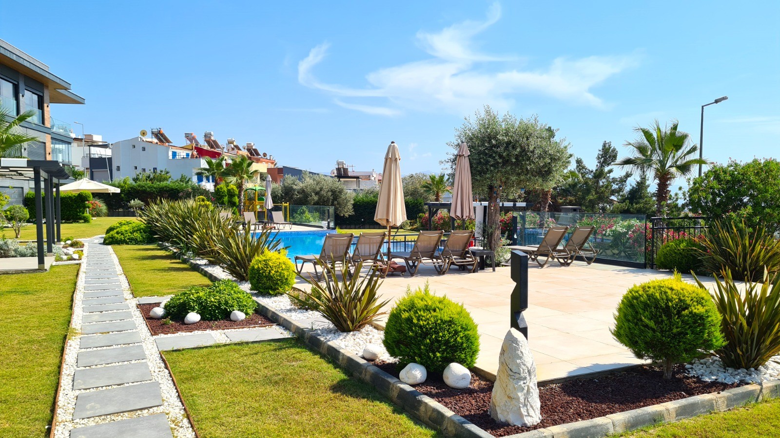 LUXURY 3-BEDROOM APARTMENT WITH SEA VIEWS IN LADIES BEACH | KUŞADASI