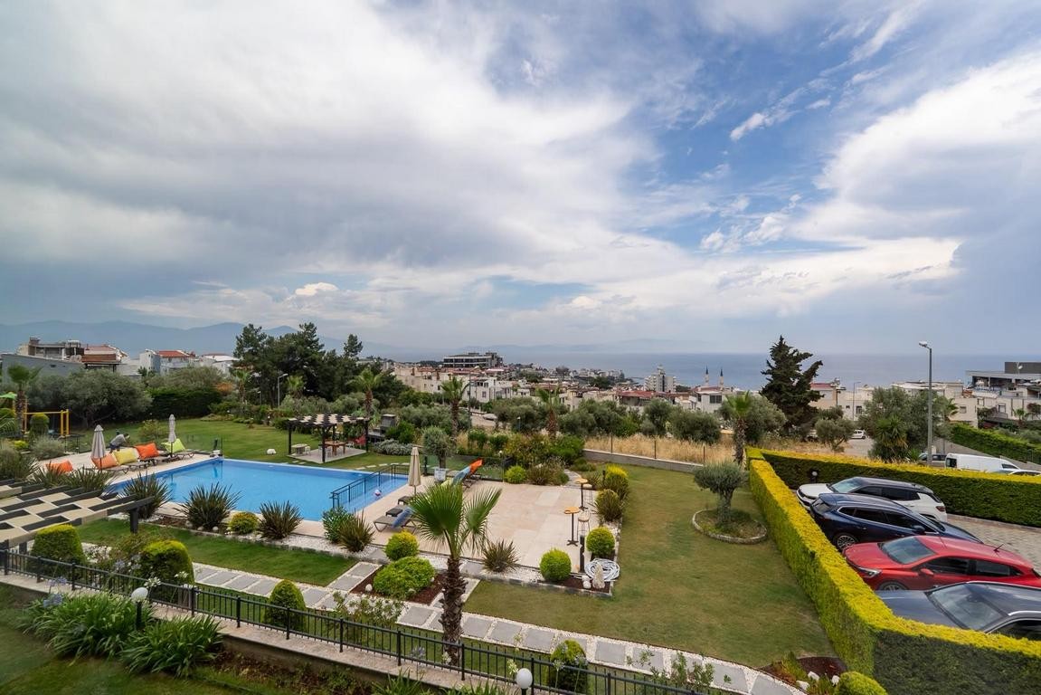 LUXURY 3-BEDROOM APARTMENT WITH SEA VIEWS IN LADIES BEACH | KUŞADASI