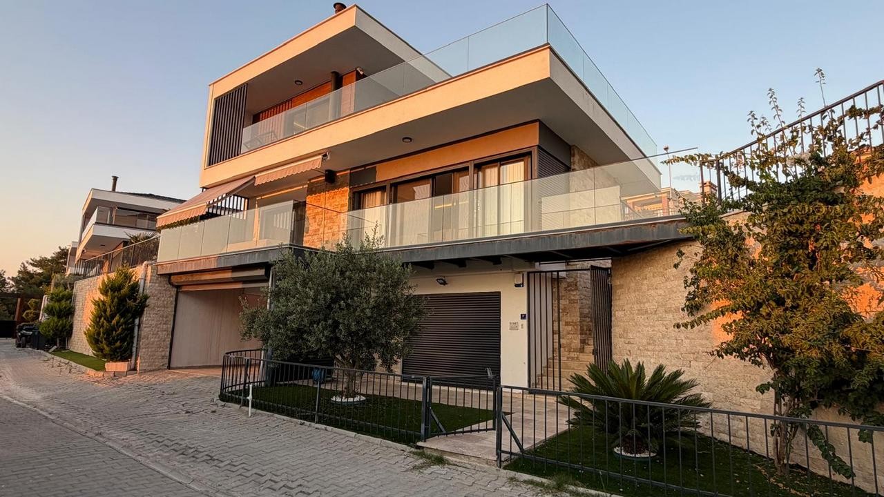 Exclusive Contemporary Villa with Panoramic Sea Views in Soğucak, Kuşadası