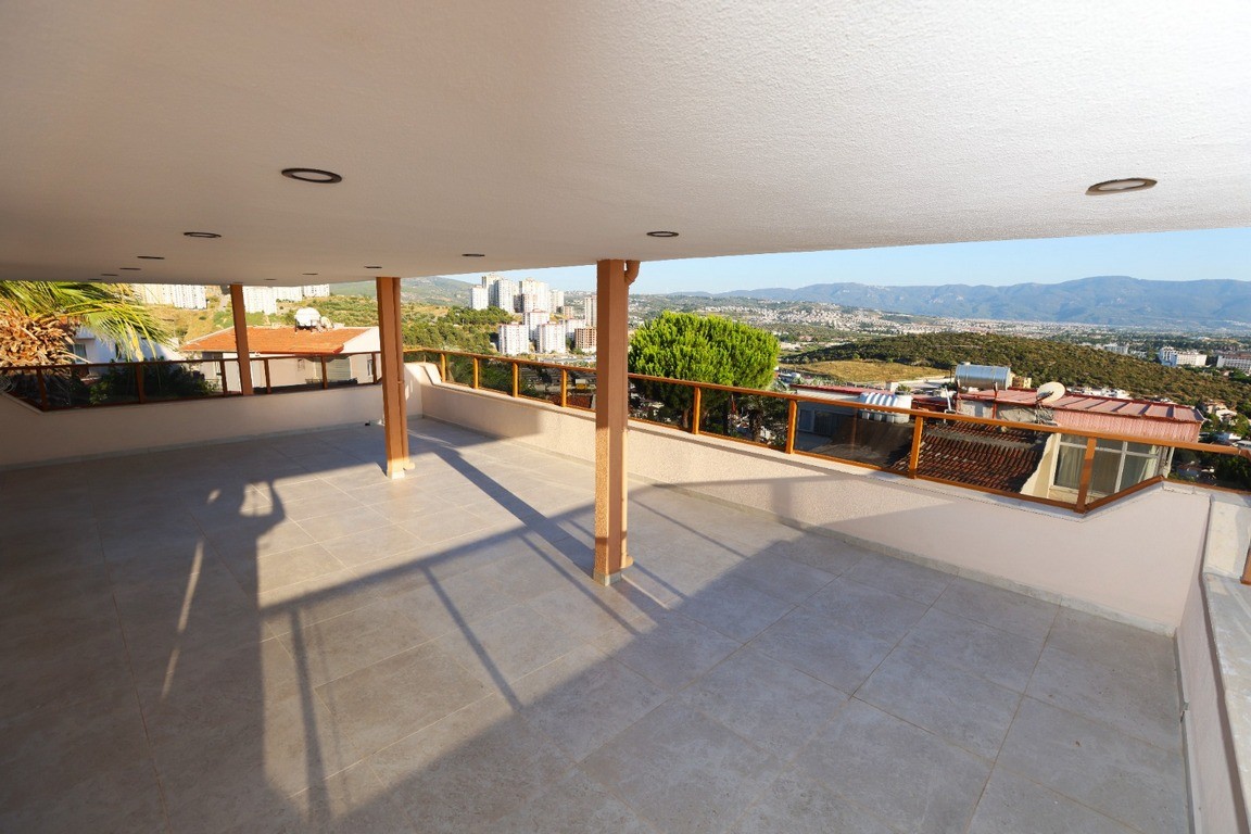 PRESTIGIOUS 6+1 VILLA WITH PANORAMIC SEA VIEWS & DIRECT POOL ACCESS | YAVANSU, KUŞADASI