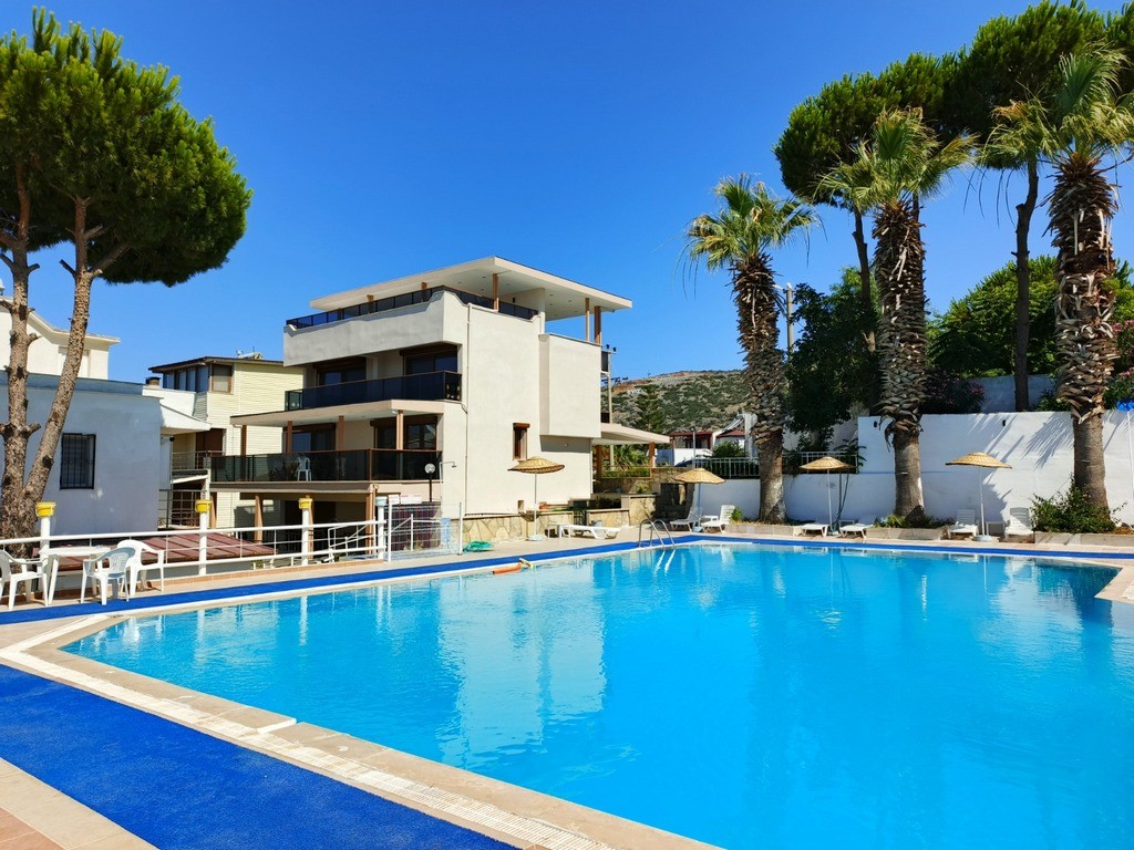 PRESTIGIOUS 6+1 VILLA WITH PANORAMIC SEA VIEWS & DIRECT POOL ACCESS | YAVANSU, KUŞADASI
