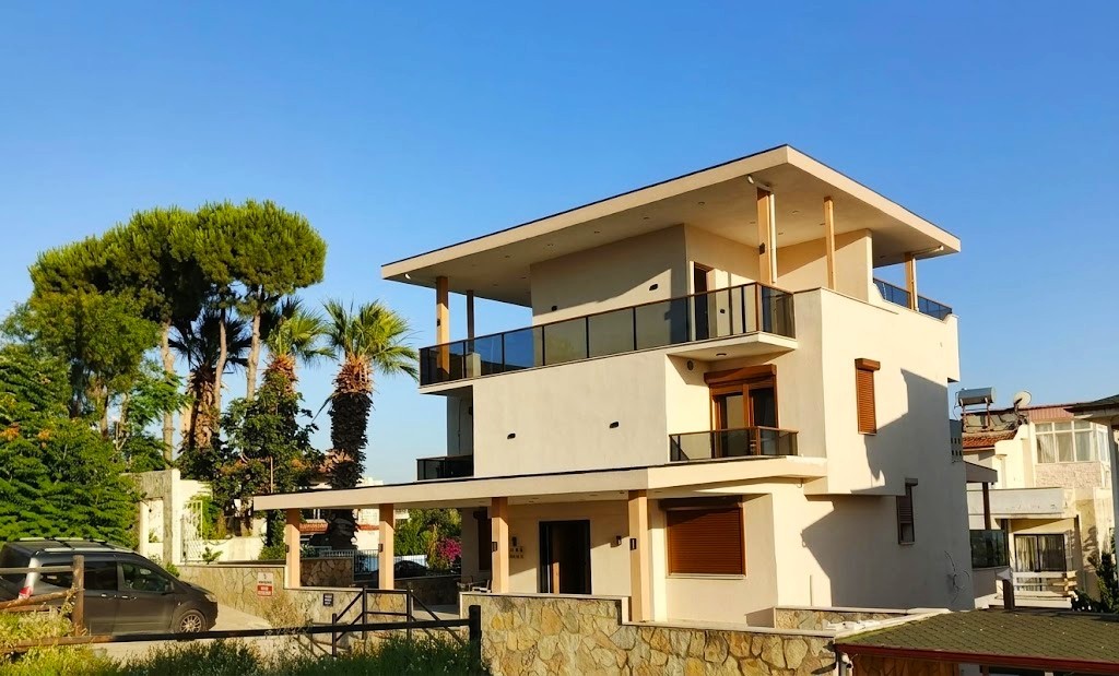 PRESTIGIOUS 6+1 VILLA WITH PANORAMIC SEA VIEWS & DIRECT POOL ACCESS | YAVANSU, KUŞADASI