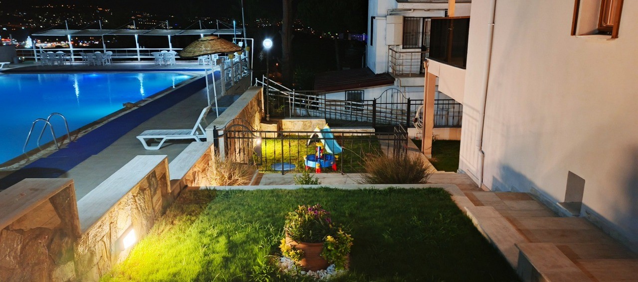 PRESTIGIOUS 6+1 VILLA WITH PANORAMIC SEA VIEWS & DIRECT POOL ACCESS | YAVANSU, KUŞADASI