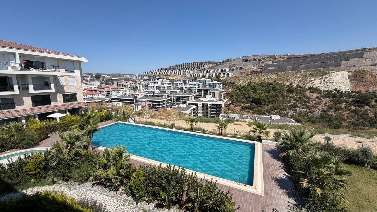 3+1 APARTMENT FOR SALE WITH MOUNTAIN AND POOL VIEWS IN DEĞİRMENDERE, KUŞADASI