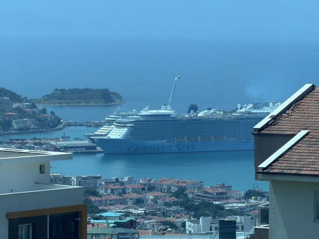 SEA VIEW 4-BEDROOM APARTMENT FOR SALE IN EGE MAHALLESİ, KUŞADASI